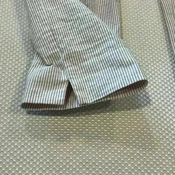 ✨Hilary Radley Women's Seersucker Pull-On Ankle Pants medium Blue Stripe Stretch - Picture 6 of 10